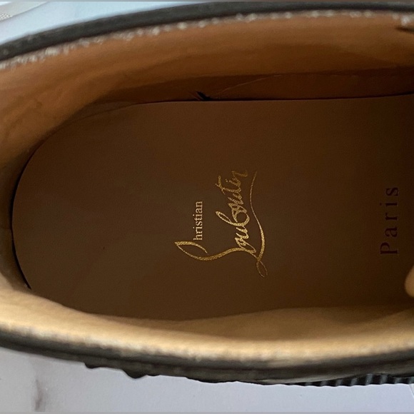 CHRISTIAN LOUBOUTIN
Crocodile Louis Flat Sneak. - Picture 9 of 13